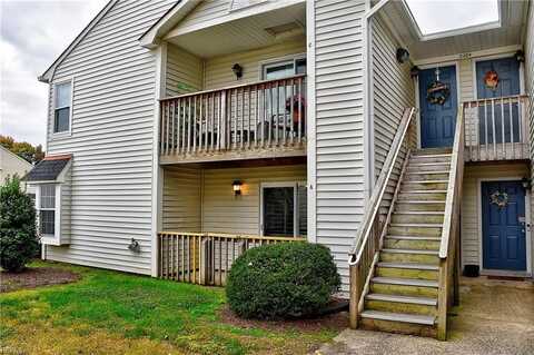 2204 A Rock Cliff Reach, Chesapeake, VA 23320