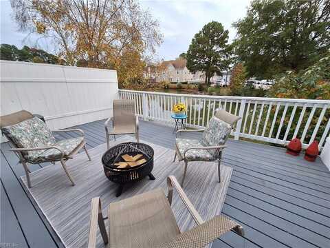 427 Troon Chase, Virginia Beach, VA 23462