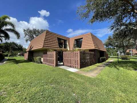 825 Center Street, Jupiter, FL 33458