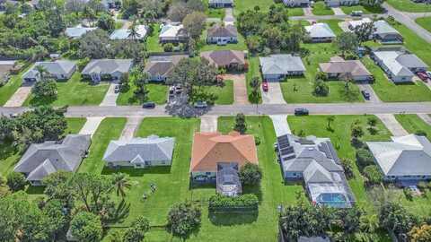 946 SW 18th Street SW, Vero Beach, FL 32962