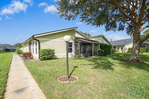 4303 Willow Brook Circle, West Palm Beach, FL 33417