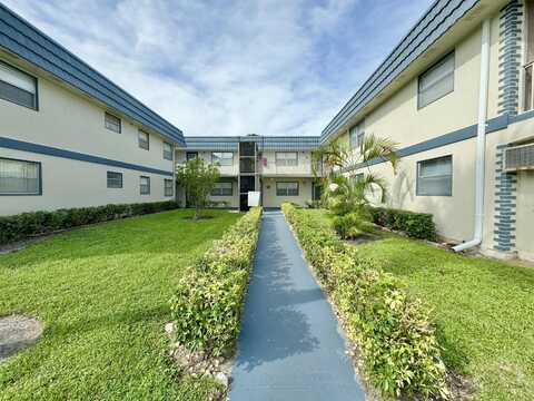 224 Brittany E, Delray Beach, FL 33446