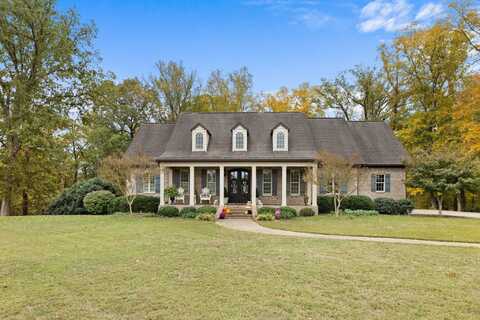 119 Winesap St, Tuscumbia, AL 35674