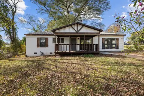 604 Glendale Ave, Muscle Shoals, AL 35661