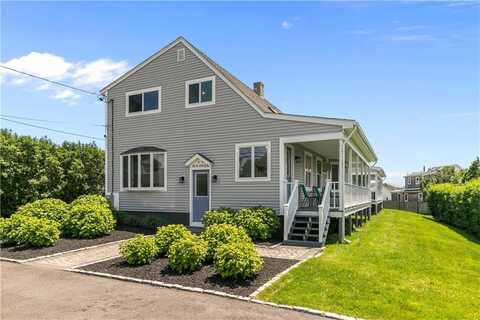 31 Briarwood Avenue, Middletown, RI 02842