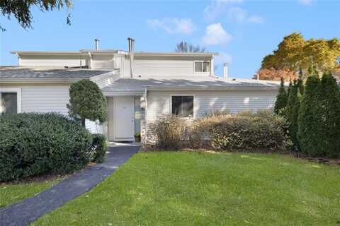 925 Halifax Drive, Warwick, RI 02886