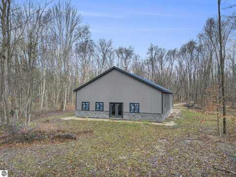 7068 NE Covert Road, Mancelona, MI 49659