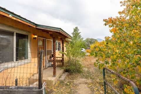 1027 Calle de Oro, Taos, NM 87571