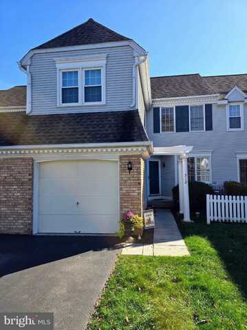 312 WELSH CIRCLE, CHESTER SPRINGS, PA 19425