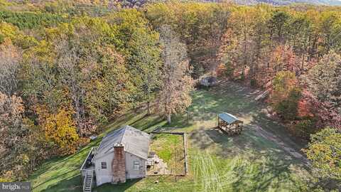 2230 TURKEY RUN ROAD, STAR TANNERY, VA 22654