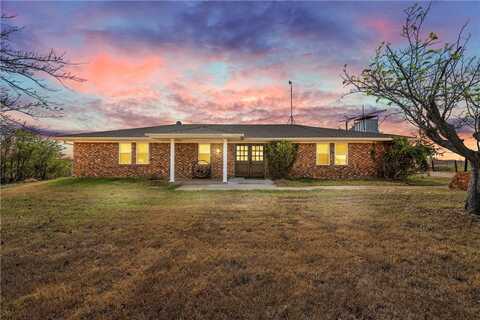 465 Heritage Parkway, Axtell, TX 76624