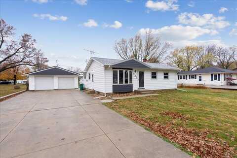 420 Gilberville Road, Elk Run Heights, IA 50707