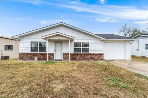 813 S Carl ST, Siloam Springs, AR 72761