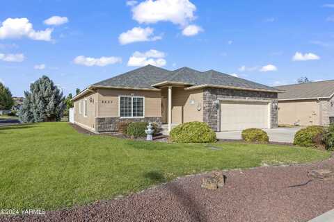 8607 Midvale Rd, Yakima, WA 98908