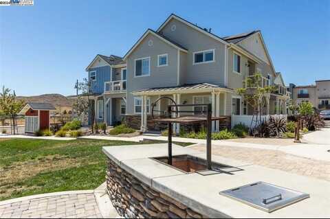 3818 Hatchery Ln, San Luis Obispo, CA 93401