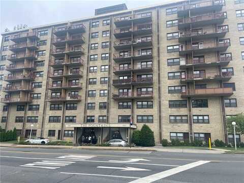 1000 Clove Road, Staten Island, NY 10301