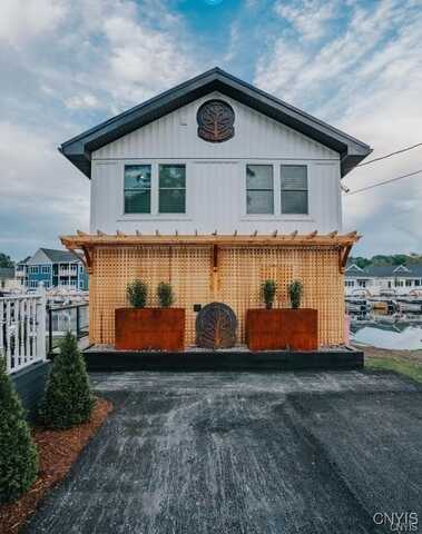 1004 Clifford Avenue, Vienna, NY 13157