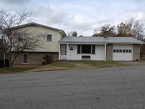 137 McMullin Ave, Flemingsburg, KY 41041