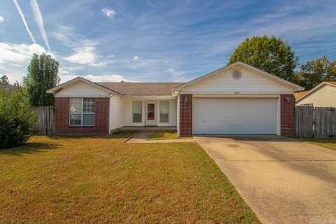 3601 Village Green Dr, Bryant, AR 72022