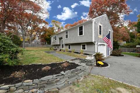 2 Meredith Road, Forestdale, MA 02644