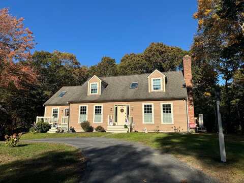 2 Lovell Place, Sandwich, MA 02563