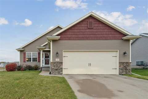 9401 Grand Oaks Drive NE, Cedar Rapids, IA 52402