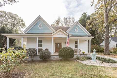 211 W Glendale Avenue, Mount Holly, NC 28120