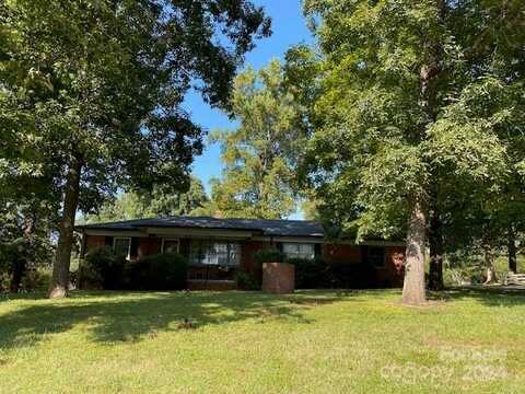 2441 Country Club Road, Lincolnton, NC 28092