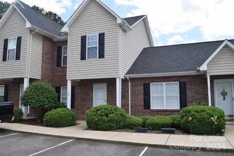 2240 15th Avenue NE, Hickory, NC 28601