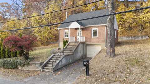 418 Perkins Avenue, Waterbury, CT 06704