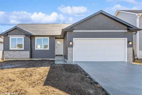 280 NW Lavelle Court, Waukee, IA 50263