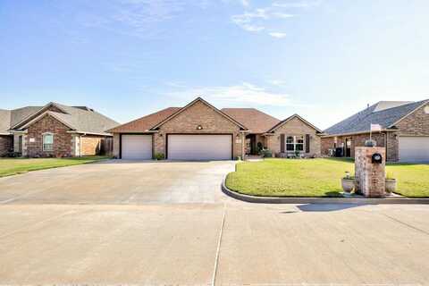 515 Grizzly Ln, Enid, OK 73703