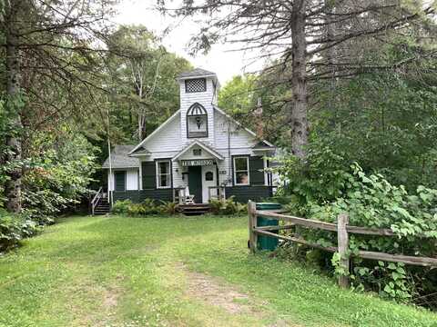 455 E Gorman RD, Saint Ignace, MI 49781