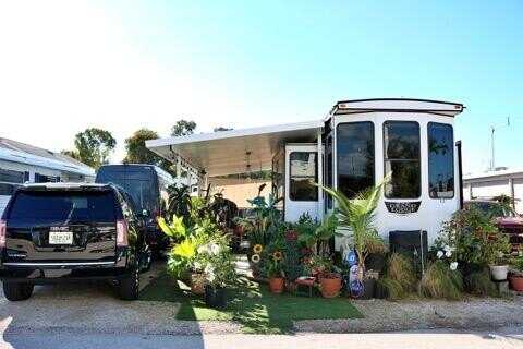 325 Calusa Street, Key Largo, FL 33037