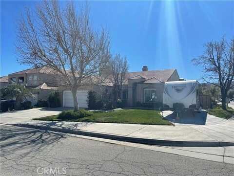 2714 Cloverdale Ct Court, Palmdale, CA 93551