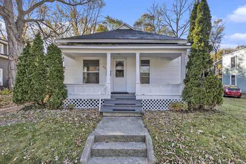 632 Lamberton Street NE, Grand Rapids, MI 49505