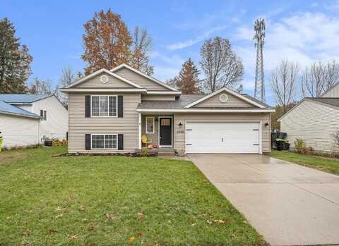 1008 Sprucewood Drive, Greenville, MI 48838