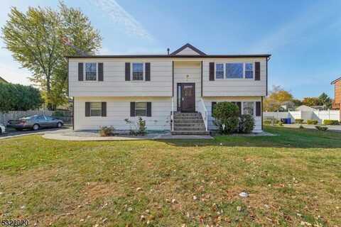 28 Oloughlin Dr, South Plainfield, NJ 07080