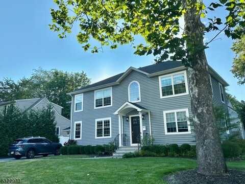 37 Miele Pl, Summit, NJ 07901