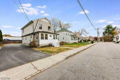 60 Fredericks St, Wanaque, NJ 07465