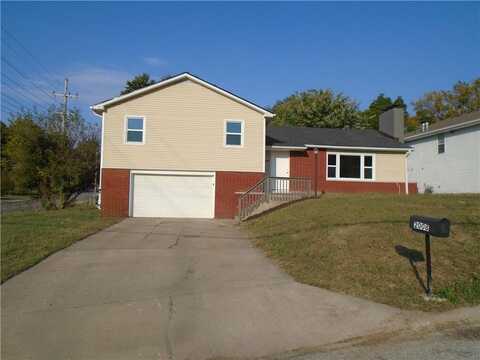 2008 4th Avenue, Leavenworth, KS 66048