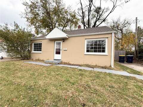 6133 Walrond Avenue, Kansas City, MO 64130