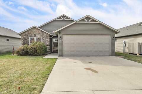 30 Stoneybrook Circle, Spencer, IA 51301