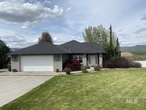 1041 Bighorn Dr, Lewiston, ID 83501