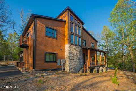 2215 Sawmill Cove Drive, Sevierville, TN 37862