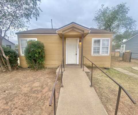 2605 1st, Lubbock, TX 79415