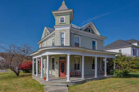 2233 Forest Ave, Buena Vista, VA 24416