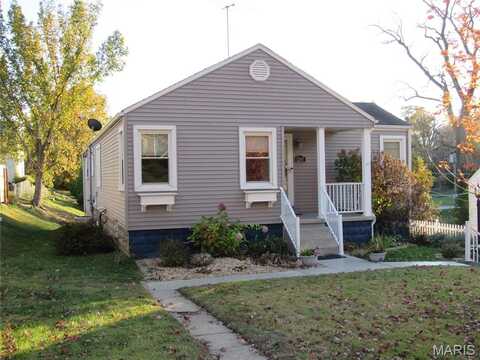 1207 Douglas Street, Godfrey, IL 62002