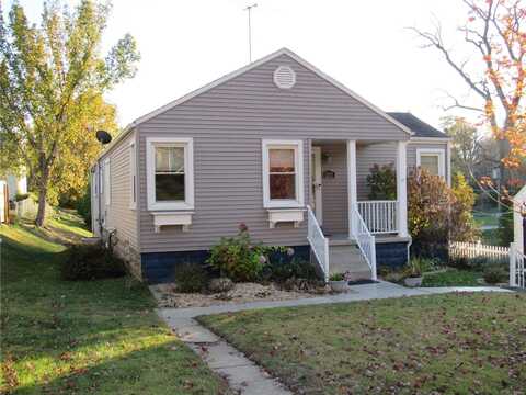 1207 Douglas Street, Godfrey, IL 62002