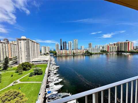 290 174th St, Sunny Isles Beach, FL 33160